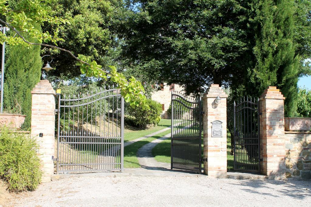 Agriturismo Malagronda Ravigliano エクステリア 写真